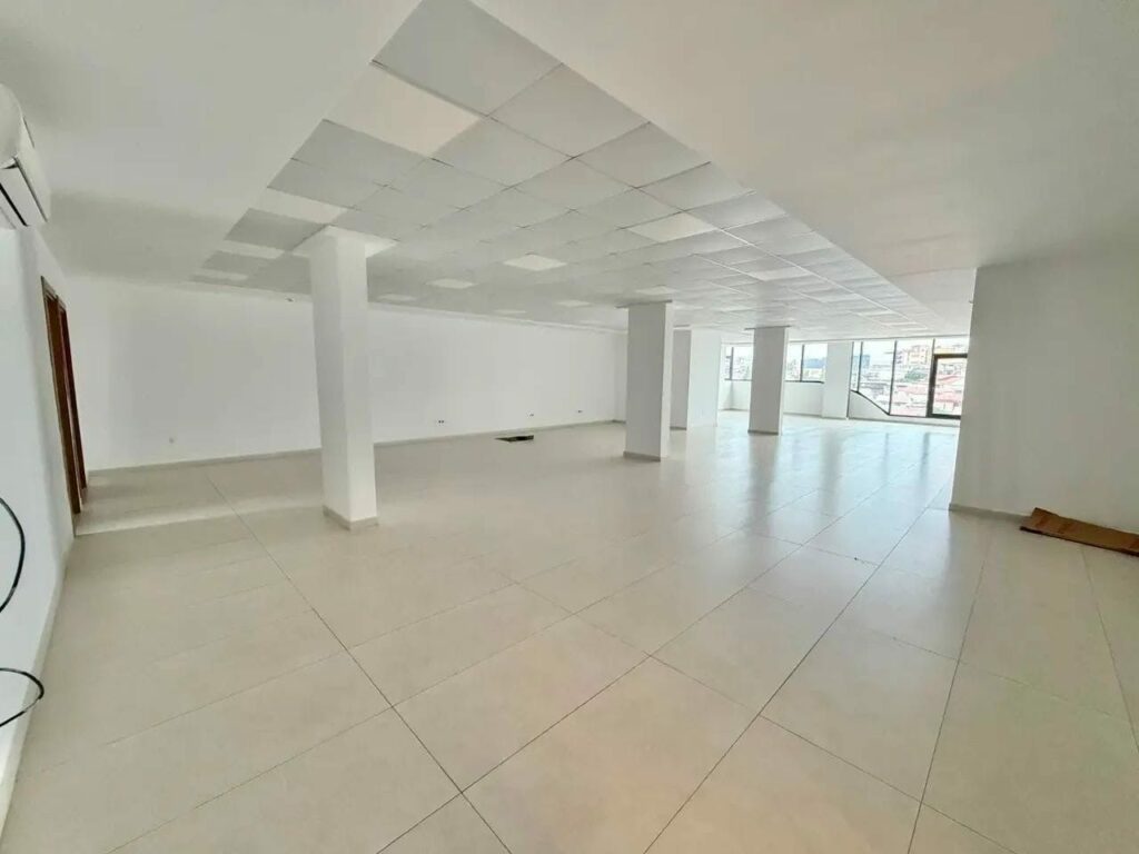 Bureaux à louer – Cocody Riviera Bonoumin