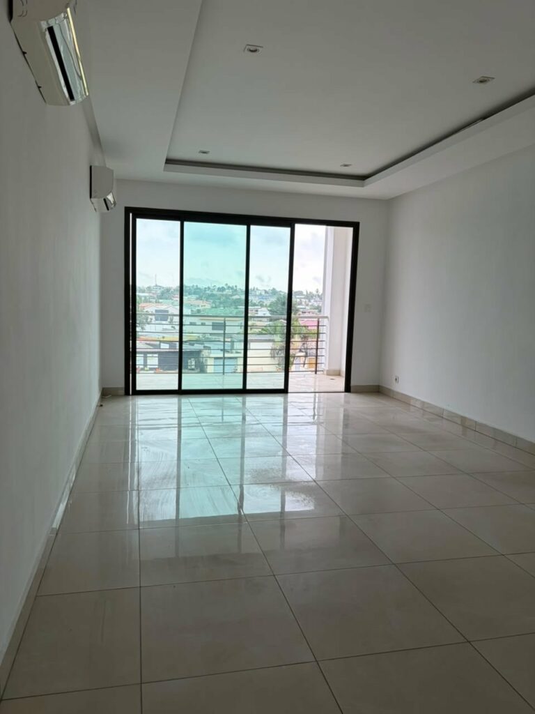 Appartement 4P à louer – Cocody Riviera Palmeraie