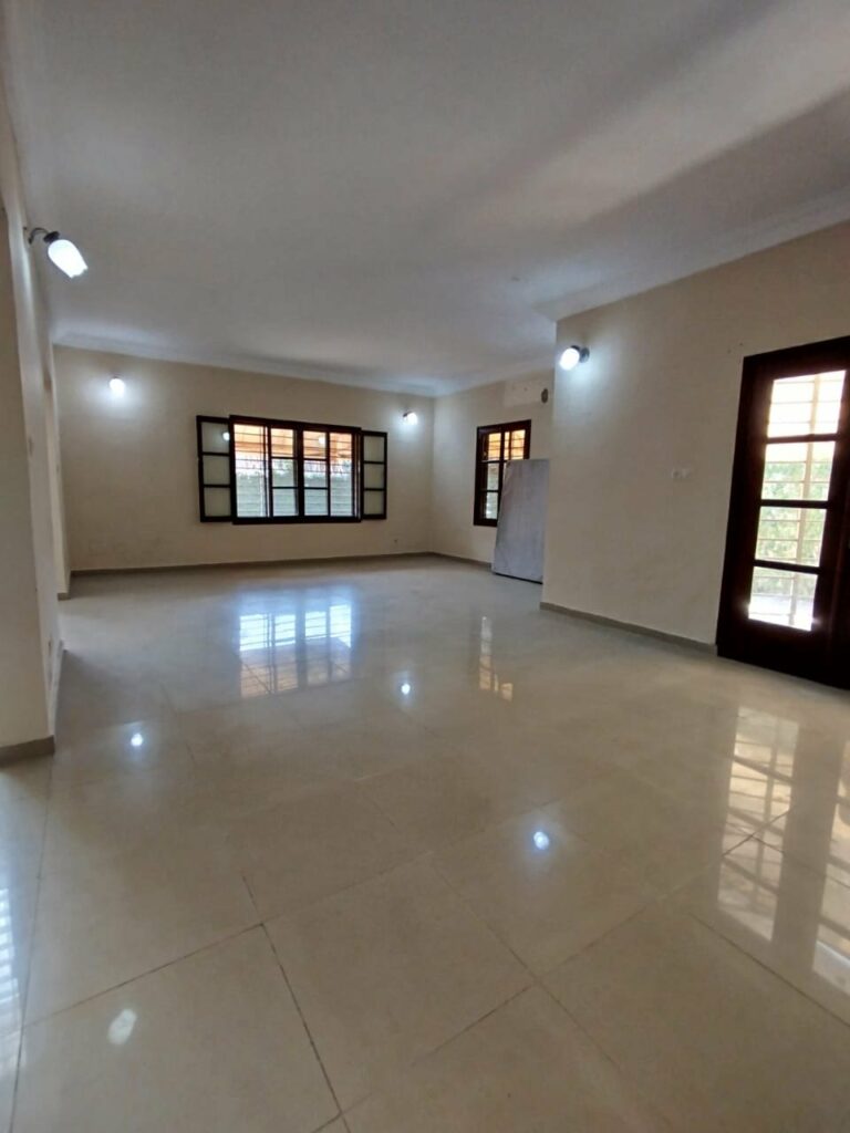 Villa 7P à louer – Cocody Riviera Palmeraie