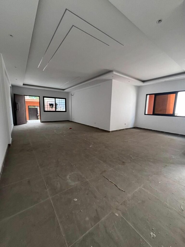Villa duplex 5P avec piscine à louer – Cocody Angré