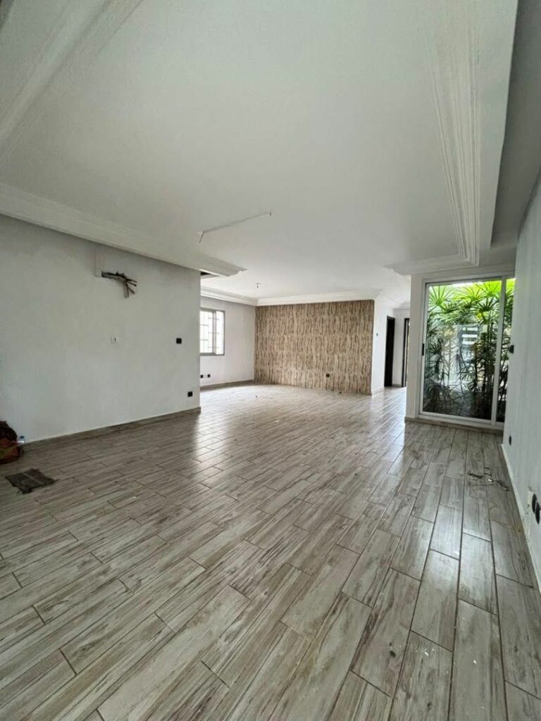 Villa 5P à louer – Cocody Riviera 3