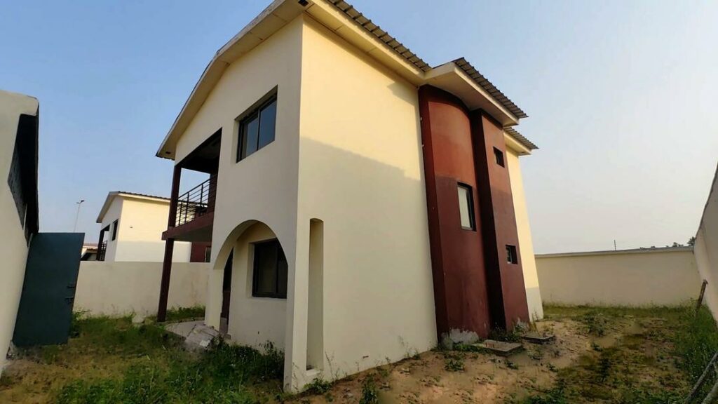 Maison 5P a vendre – Grand Bassam
