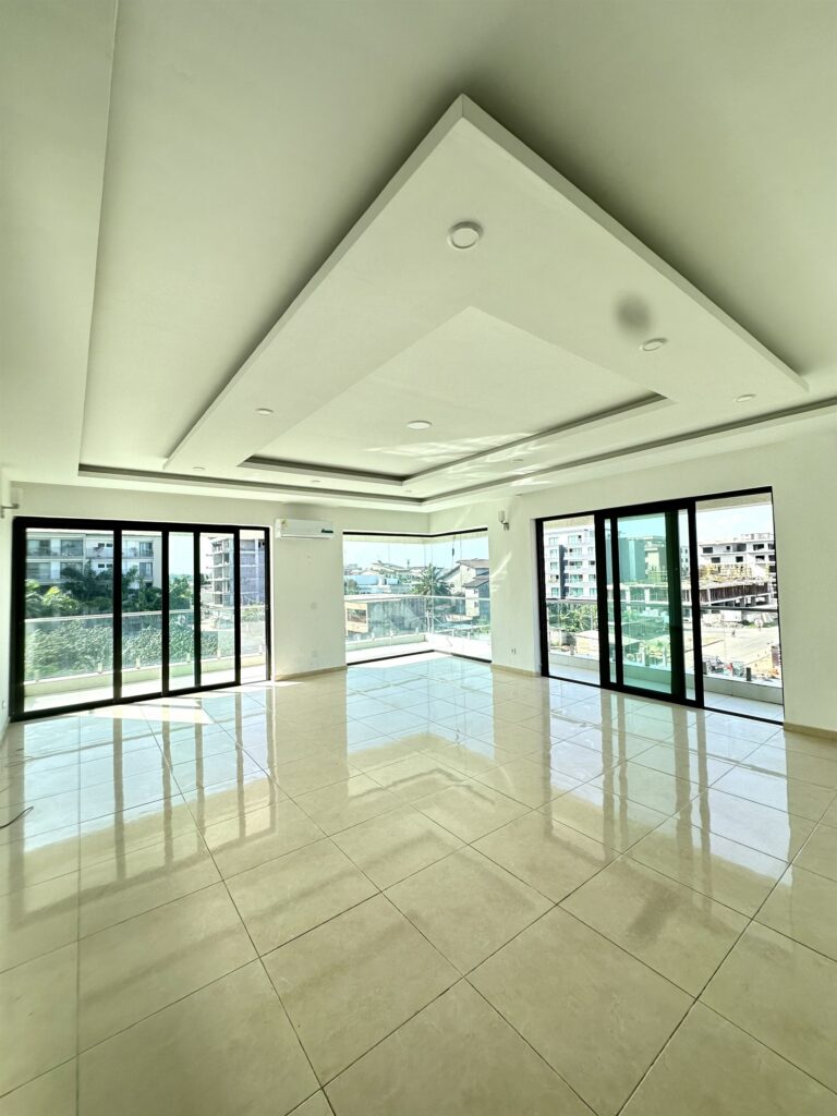 Appartement 4 pièces à Cocody – M’badon