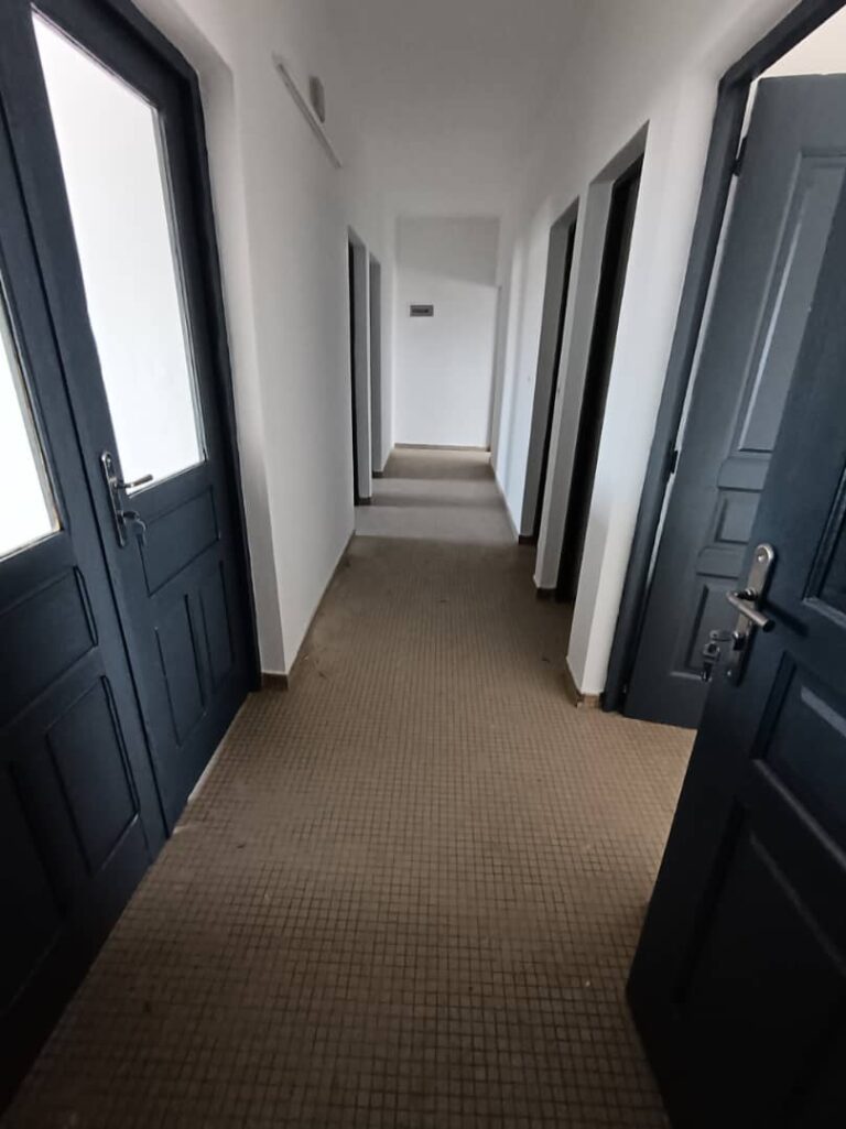 Appartement 4p – Yopougon – Toit rouge