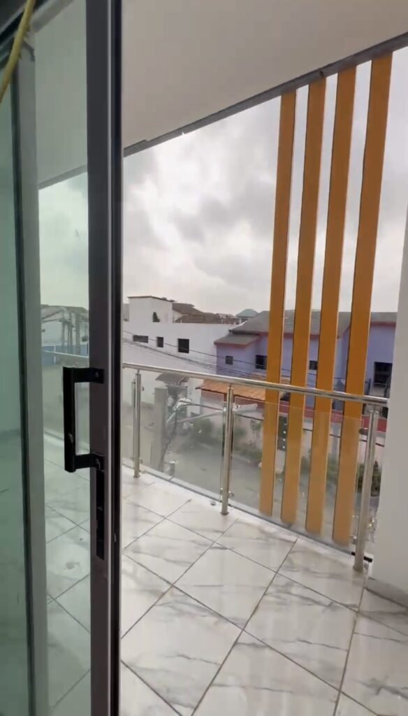 Appartement 2P à louer – Bingerville