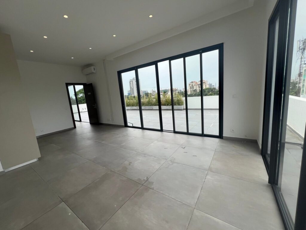 Appartement 6P à louer – Marcory