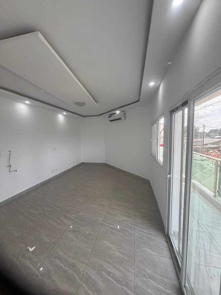 Appartement 3P à louer – Marcory
