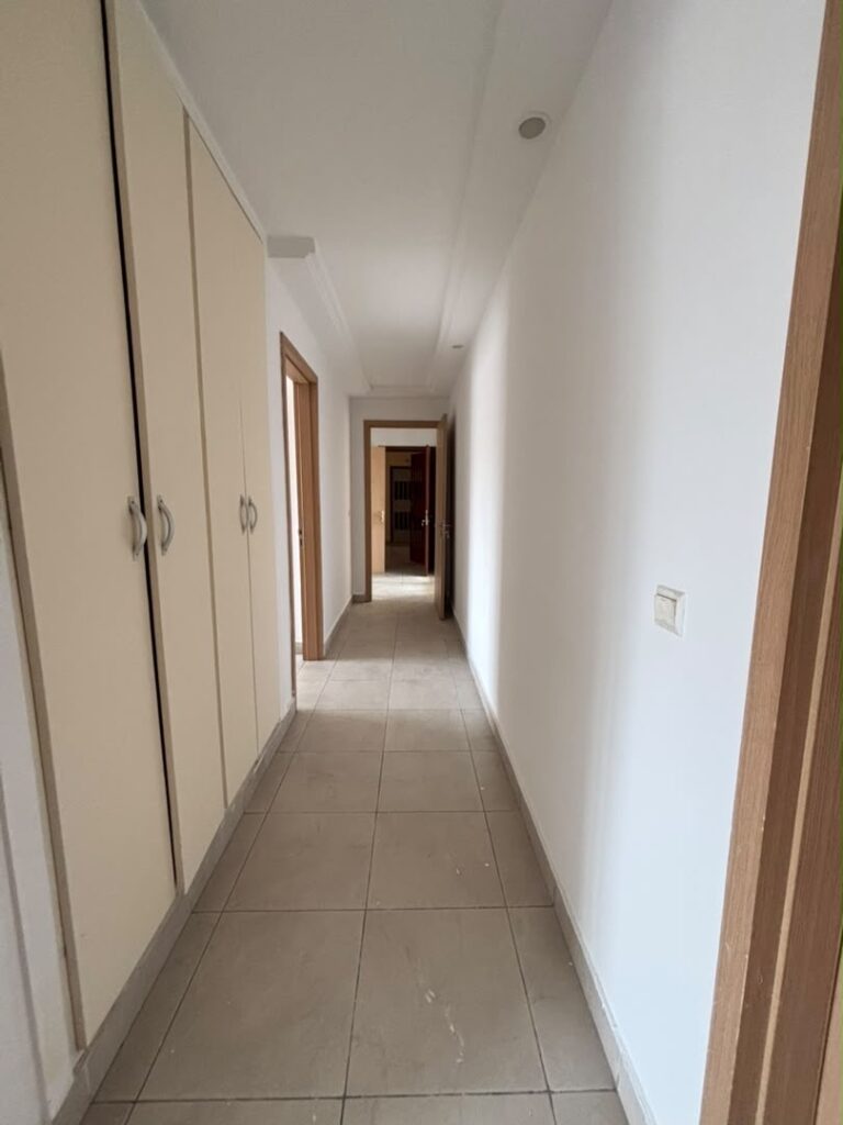 Appartement 4P à louer – Cocody