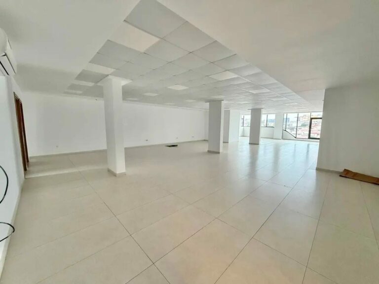 Bureaux à louer – Cocody Riviera Bonoumin